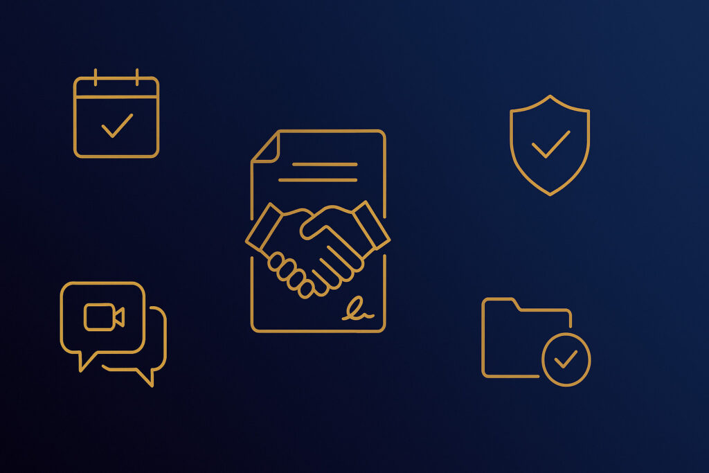 Como contratar Advogado Para Produtoras de Conteúdo: ícones dourados de contrato com aperto de mãos, calendário, videochamada e escudo em fundo azul escuro